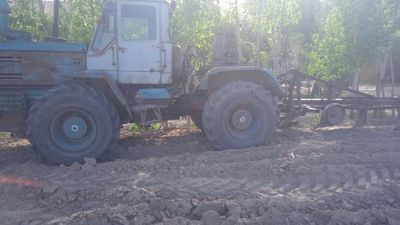 T.150 xtz traktr