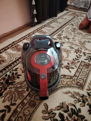 пылесос BQ VC1809C совсем новый