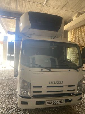 ISUZU SNJ Рефрижератор