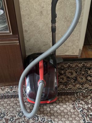 Продаётся моющий пылесос THOMAS DRYBOX AMFIBIA PET