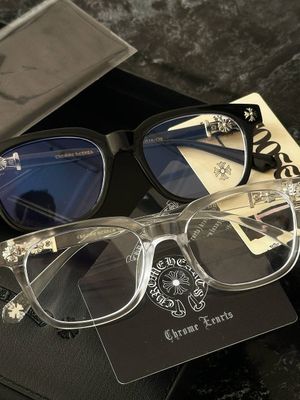 Вналичии Chrome Heart очки