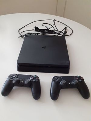 Playstation 4 Slim