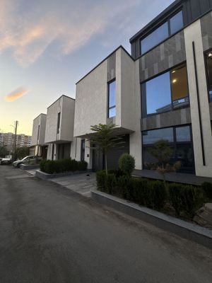 Продается Евро Дом ХайТек 1,5 сот 3 уровня 6 ком