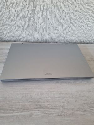 Ноутбук Acer Aspire 3 / Ryzen-7 5700U / 8GB / SSD 512GB / 15.6" Silver