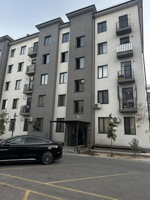 Do’stlik metro yaqinida 1 etaj 2-xonali kvartira ijaraga beriladi