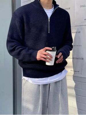 Half-closed sweater, Old Money