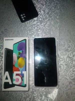 Телифон Samsung а 51 ,62 кг памяти