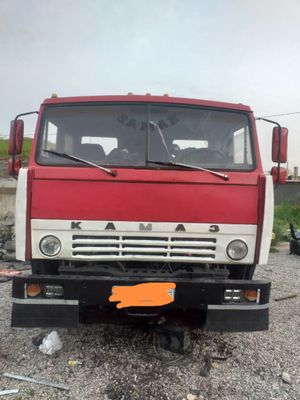 Kamaz tiagach ni o'zi