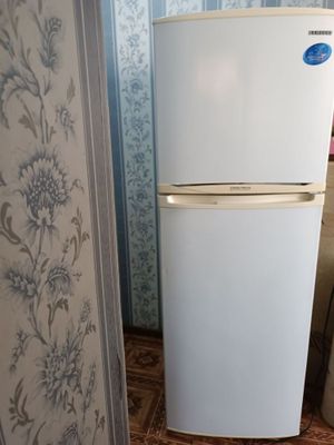двухкамерный холодильник Samsung с технологией CoolTech.