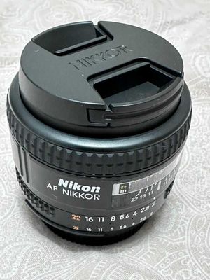 Объективы для фотоаппарата Nikkon AF NIKKOR производство Япония.