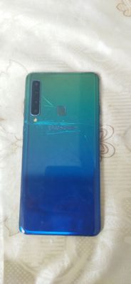 Samsung A9 (2018) Xolati zòr. Xotira 128/6. 2 ta sim imeyka bògan.