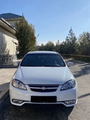 Jentra srochni sotiladi.