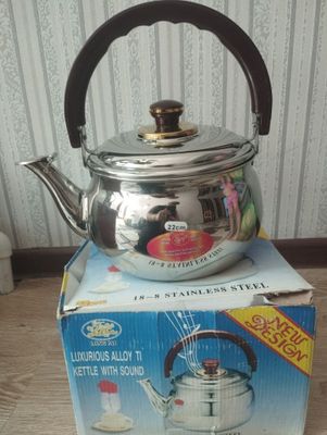 Продаю разную посуду смотрите фото