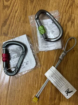 Карабины для альпинизма