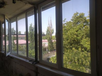 Рамы пластиковые б/у