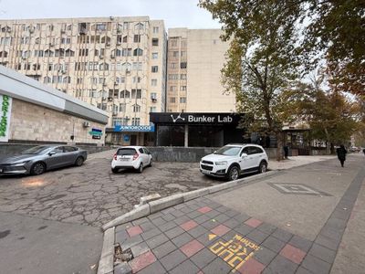 Аренда под Офис Ориентир Дружба Народов 370м2 6000$ торг