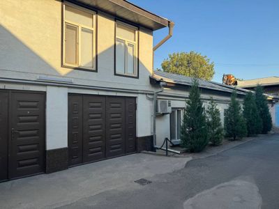 Продам два дома на одном участке 392 м2 (4 сотки)