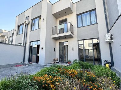 Продается коттеджный дом 1,7 соток, 4 комнат, ор-р: Узбум "Чайна Таун