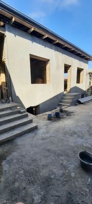 * НАЗАРБЕК ГРАНД Тойхона 3 Соток Коробка 5 Хона + Холл Продаётся Дом