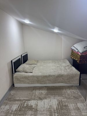 Novza Metrosi yonida 2 xonali kvartira bor bezmakler
