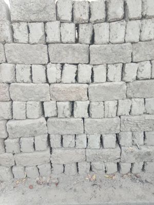 LOY BLOK sotiladi srochna