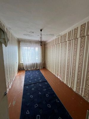 Продаётся квартира на Юнусабаде 4/4/4