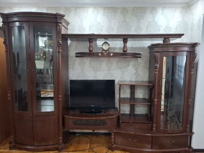 Сервант. Шкаф идиш