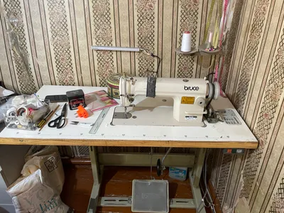 Швейные машина в рабочем состоянии