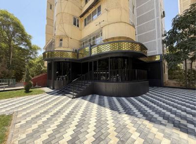Продается Офис 100 кв Метро Комонавтов, Ойбек , Цум , Коммерческое