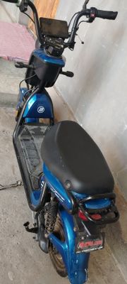 Elektra skuter mapid