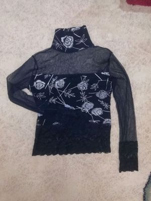 Женская кофта черная