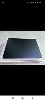 MacBook m3 air 15 inches 8/512
