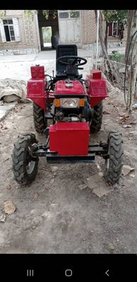 Mini traktor sotiladi