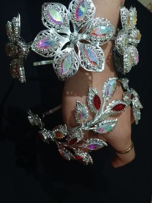 Abadok diademalar
