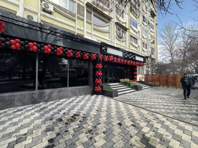 Продаётся евро офис с готовым арендотором ор: Нукус кинотеатр