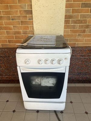 Газовая плита с духовкой