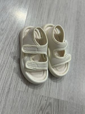 Босоножки детские