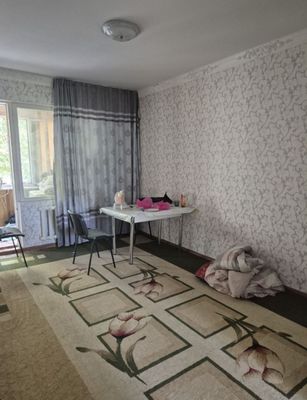Юнусабад 12кв Аренда 3комн 2 этаж