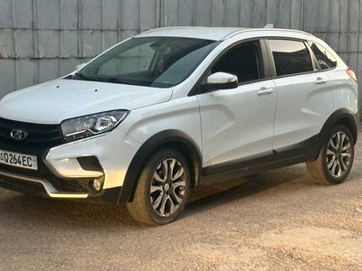 Lada x ray cross prodam srochno