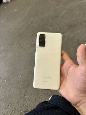 Продам свой Samsung S20 128/12