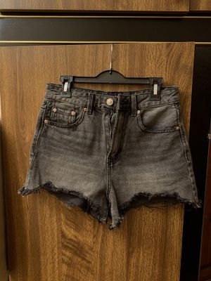Женские шорты Stradivarius