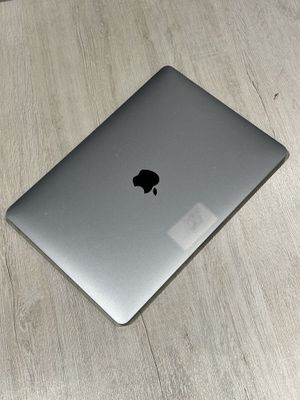 MacBook Pro 2017 16/256