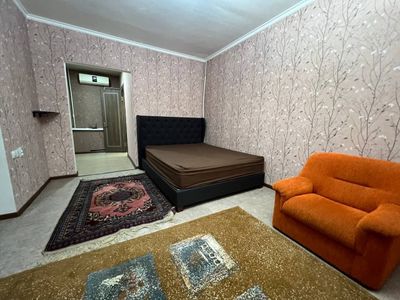 Сдаю квартиру в хорошем районе м. ОЙБЕК