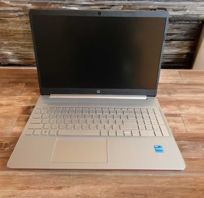 HP Laptop 15s fq5xx Core i3