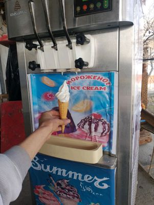 Frezer aparatini sotaman. Xamma narsasi yaxshi