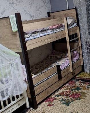 Bolalar kravati 2 etajli