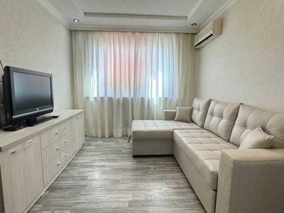 Аренда. Новомосковская. 1-ком Кардиология 1/4/5, 30 м2