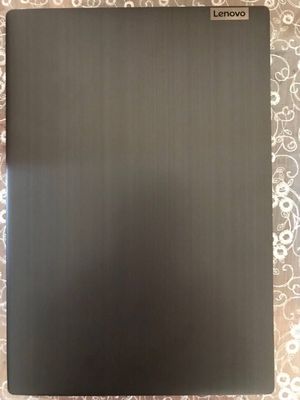 Noutbook Lenova v15 G1