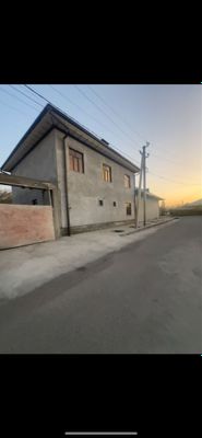 Jomboy sentrda 2 etajli xovli evro remont
