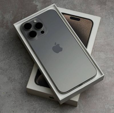 Спочно iPhone 15Pro Max 256